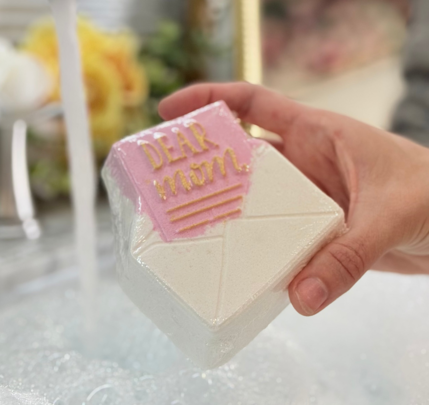 Dear Mom Bath Bomb