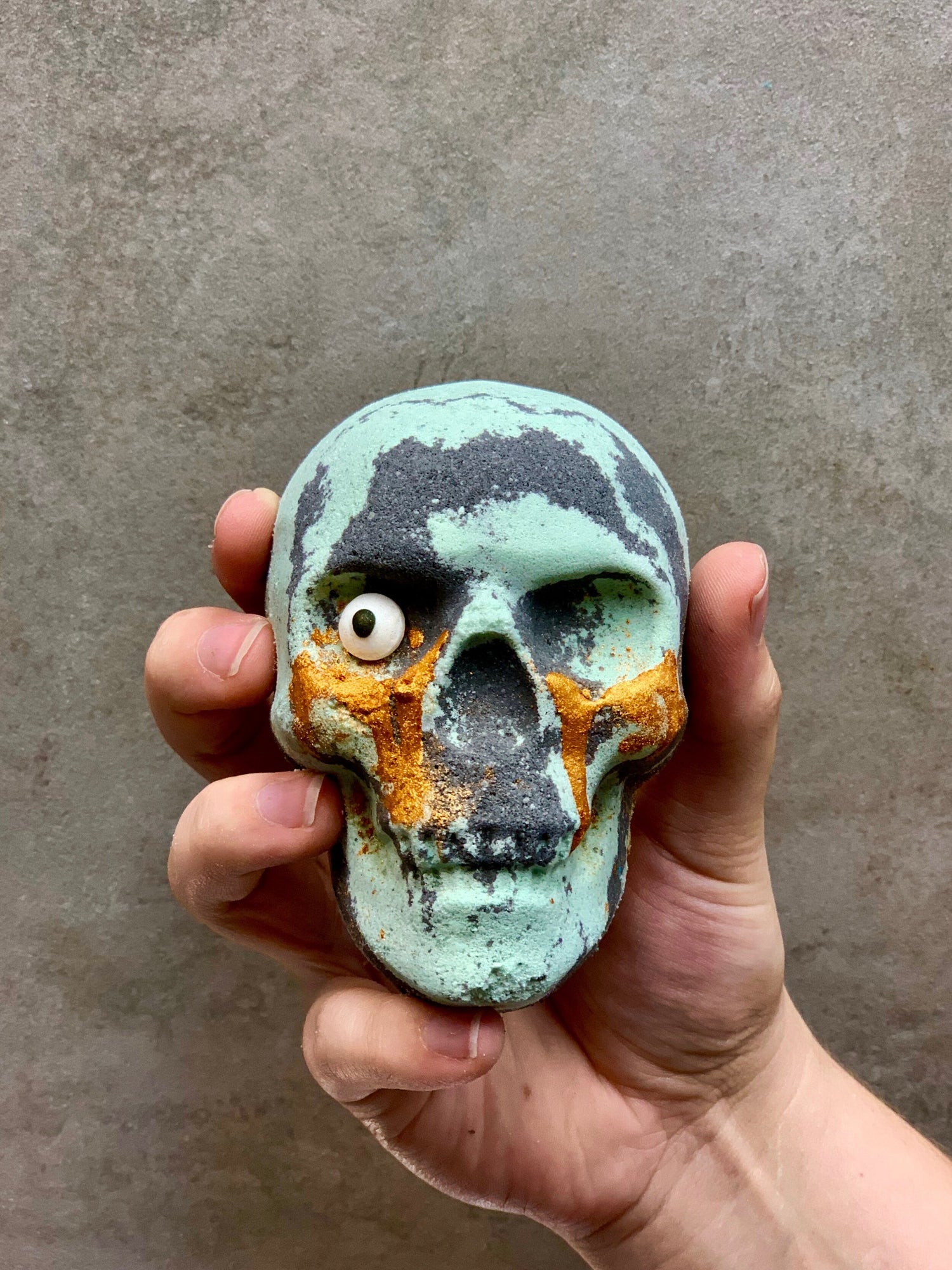 Eye See You, Bath Bomb